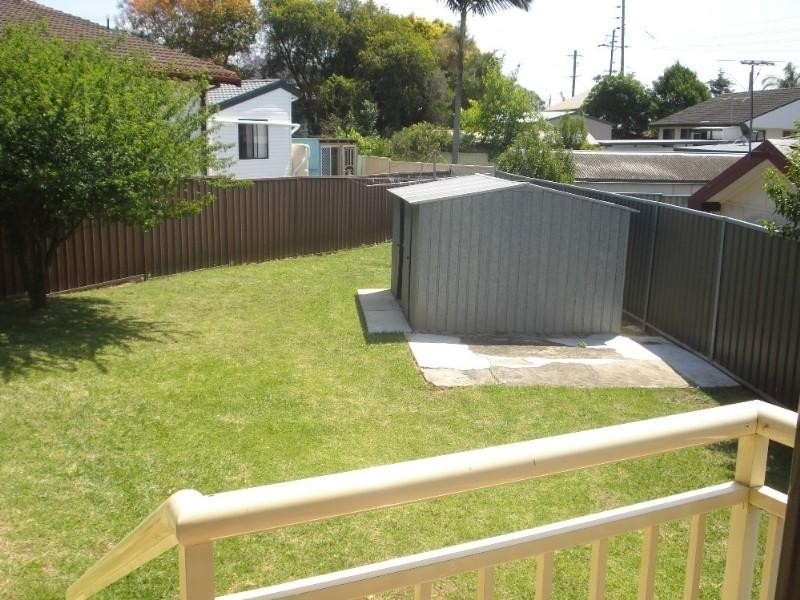 Fairfield West NSW 2165