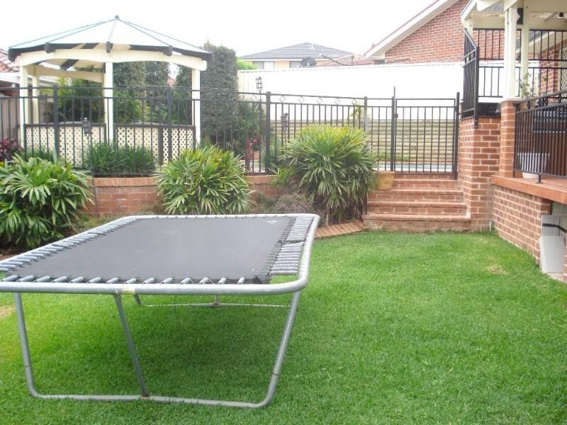 14 Yarra Place, Prestons NSW 2170