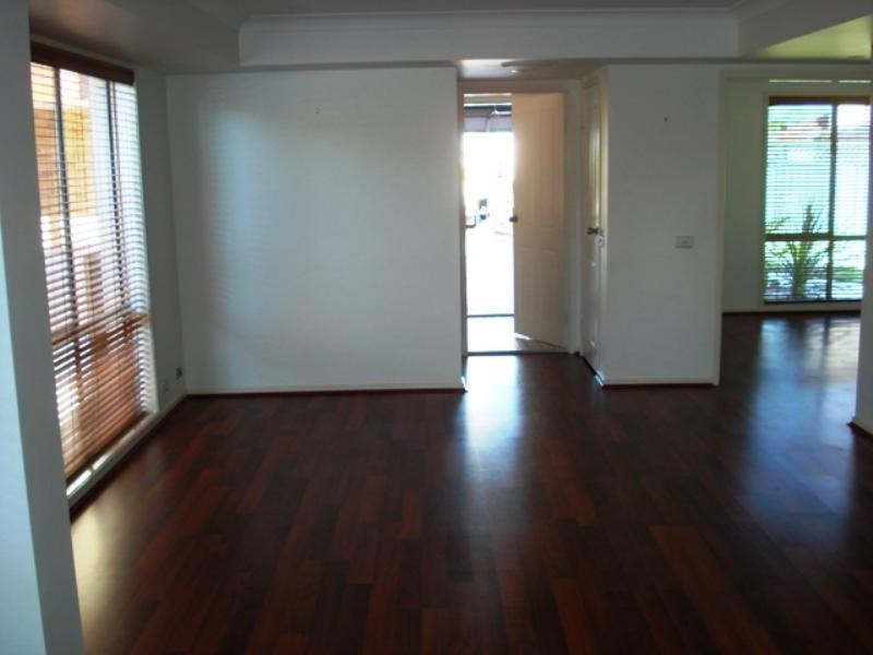 West Hoxton NSW 2171