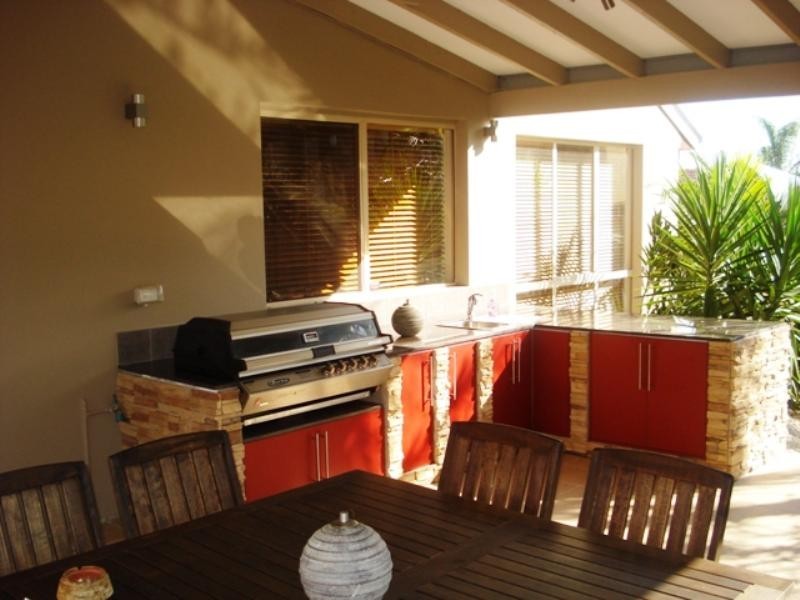 West Hoxton NSW 2171