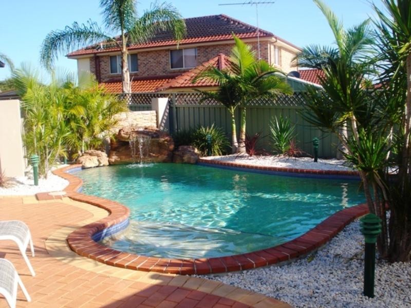 West Hoxton NSW 2171
