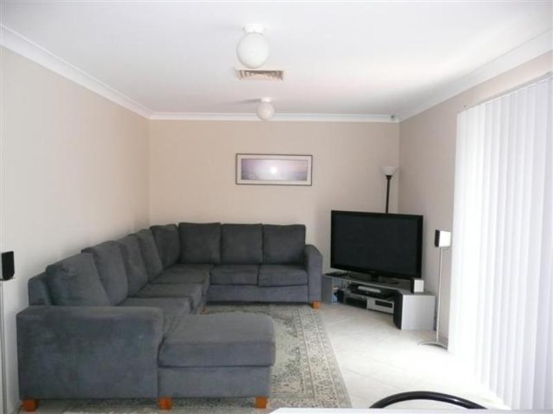 6 Tom Way, Casula NSW 2170