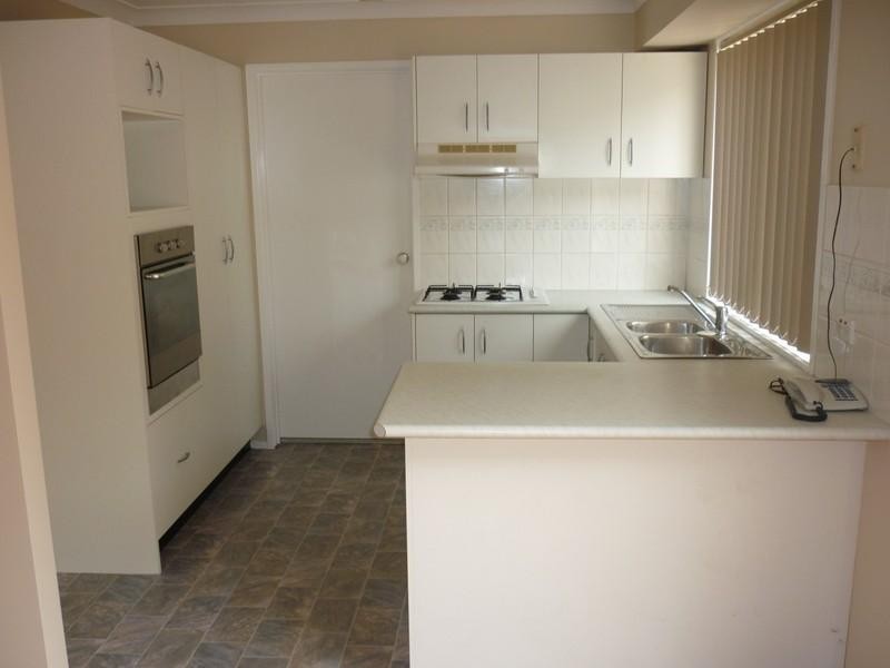 6/130 Glenfield Road, Casula NSW 2170