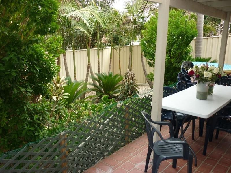 6 Daniel Place, Green Valley NSW 2168