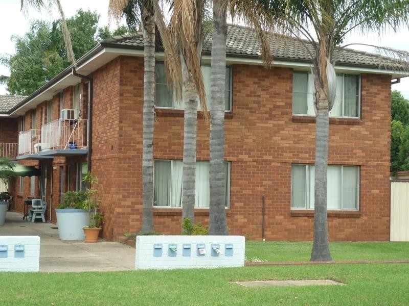3/12-14 Market Street, Moorebank NSW 2170