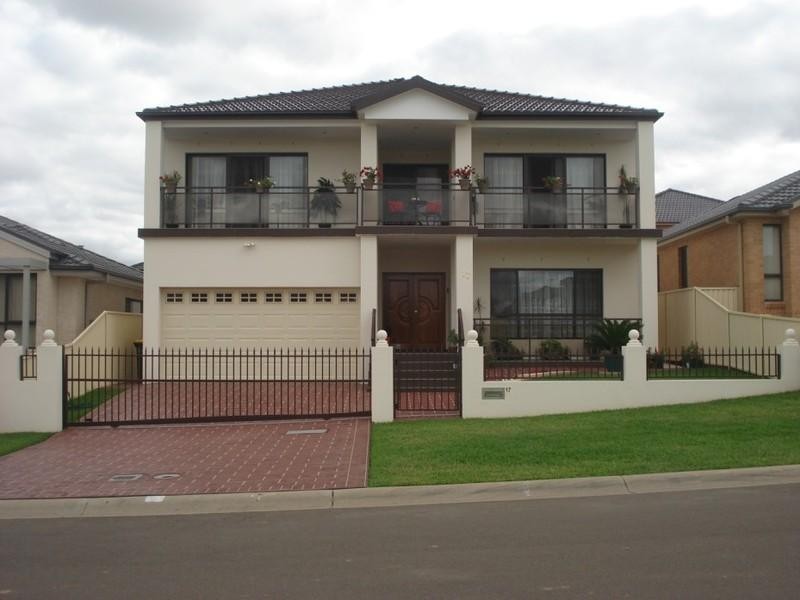 17 Flametree Street, Casula NSW 2170