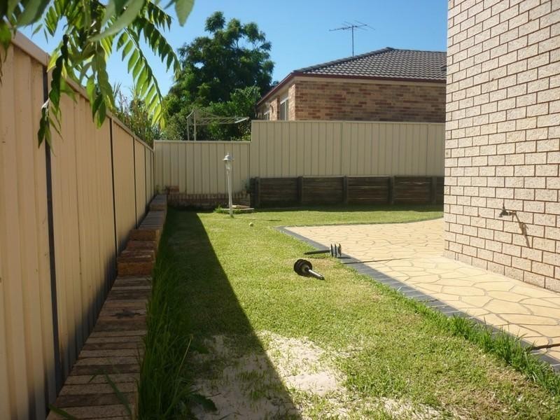 4 Dalton Place, Prestons NSW 2170