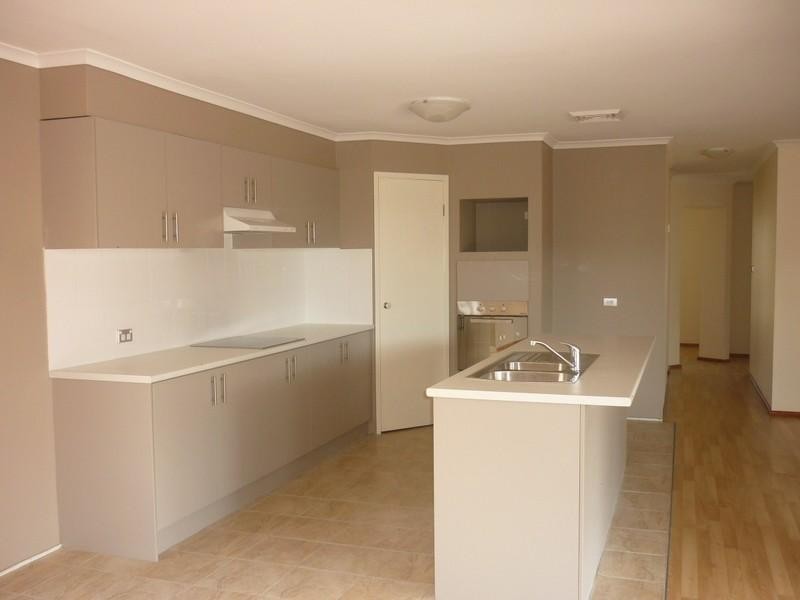 West Hoxton NSW 2171