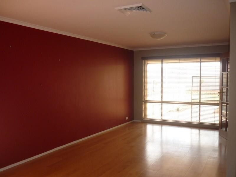 West Hoxton NSW 2171