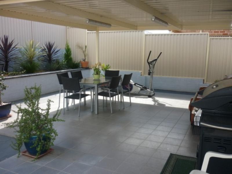 West Hoxton NSW 2171