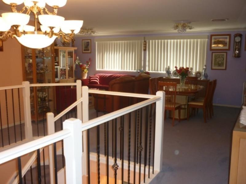 West Hoxton NSW 2171