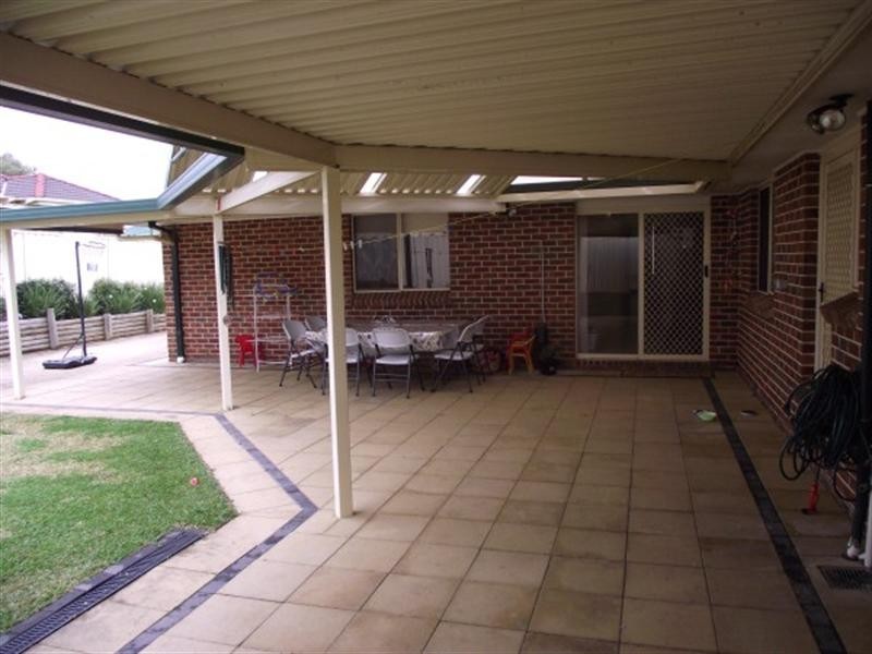 7 Yarra Place, Prestons NSW 2170