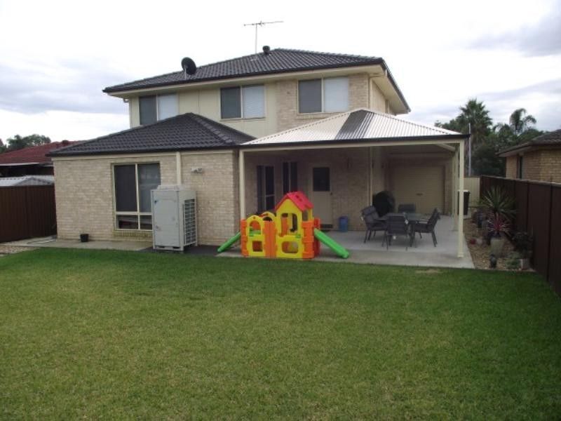 232 Prairievale Road, Bossley Park NSW 2176