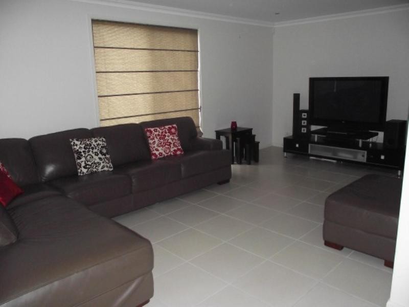 232 Prairievale Road, Bossley Park NSW 2176