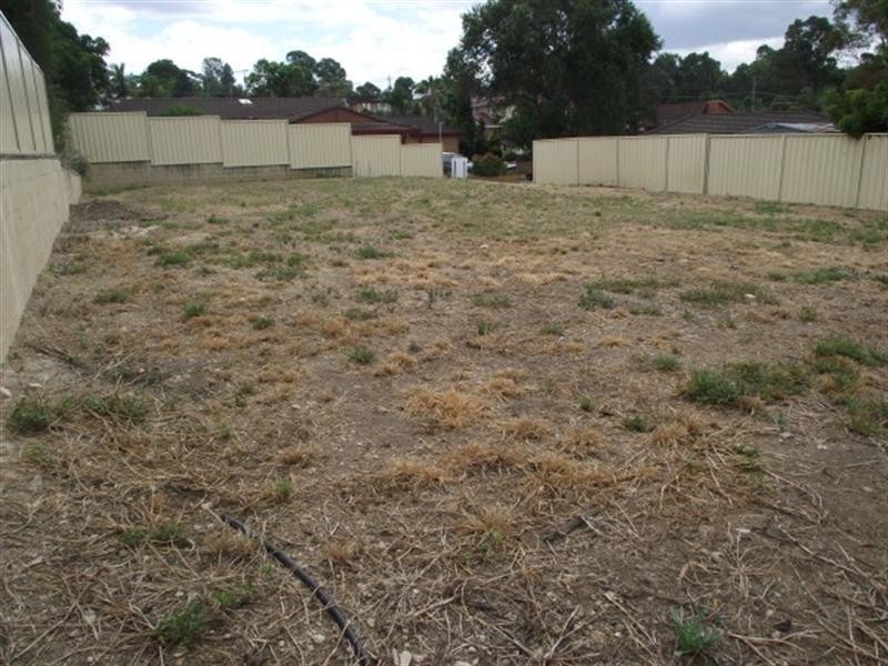 6 Binara Close, Hammondville NSW 2170