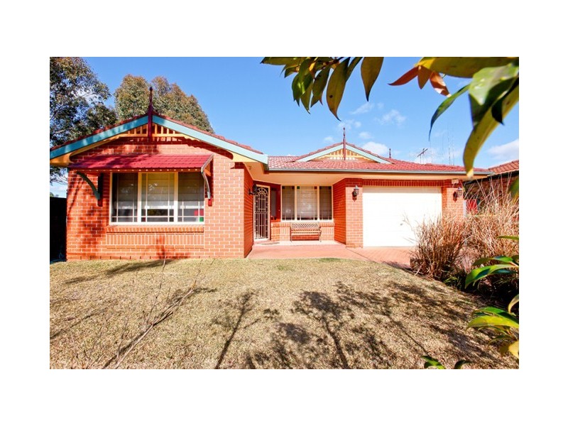 17 Merryville Court, Wattle Grove NSW 2173