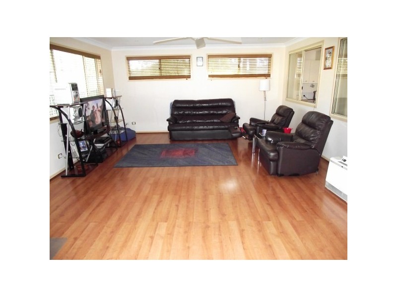 1 Baldwin Way, Currans Hill NSW 2567