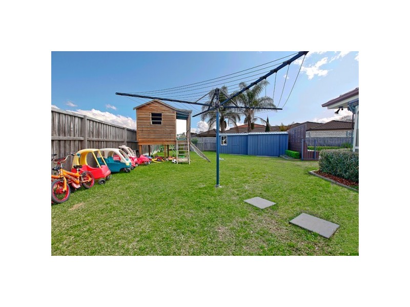 Wattle Grove NSW 2173