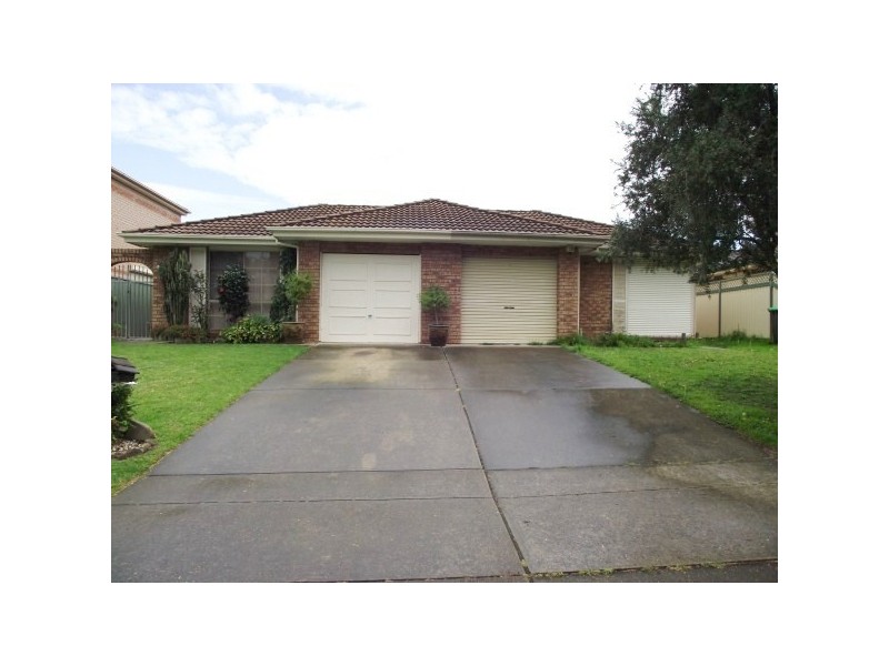 9 Sparrow Lane, Green Valley NSW 2168