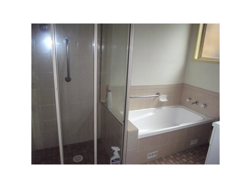 9 Sparrow Lane, Green Valley NSW 2168