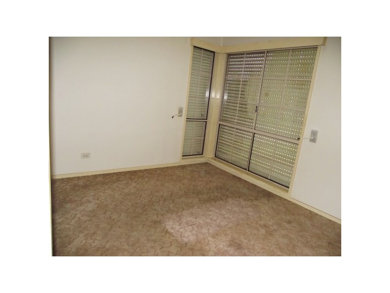 9 Sparrow Lane, Green Valley NSW 2168