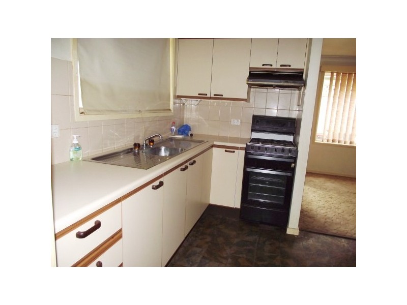 9 Sparrow Lane, Green Valley NSW 2168