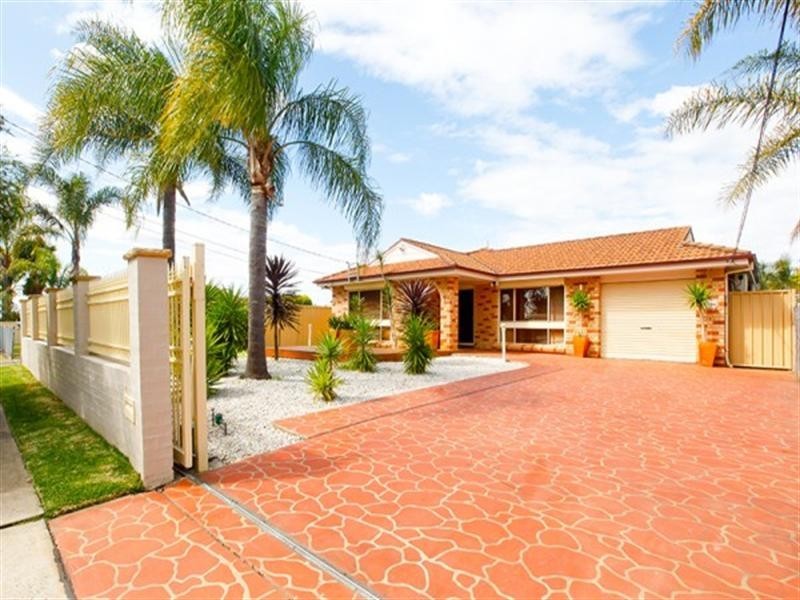 70 Graham Avenue, Casula NSW 2170