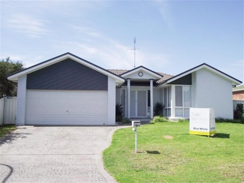 11 Bundanoon Road, Prestons NSW 2170