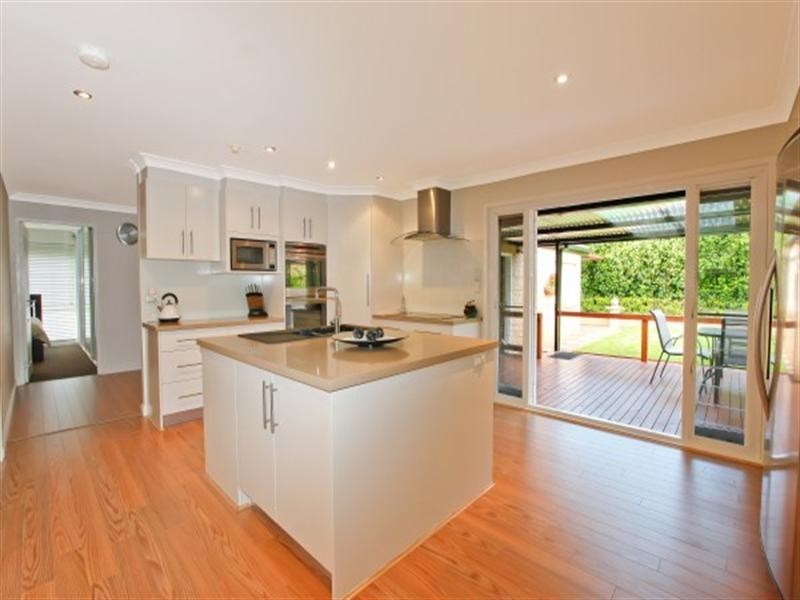 42 Province Street, Abbotsbury NSW 2176