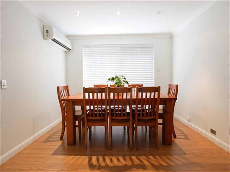 42 Province Street, Abbotsbury NSW 2176