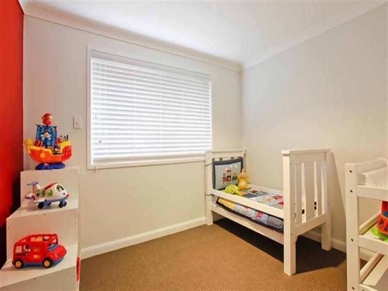 42 Province Street, Abbotsbury NSW 2176