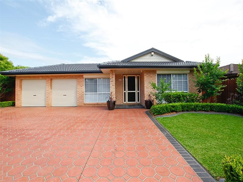 42 Province Street, Abbotsbury NSW 2176