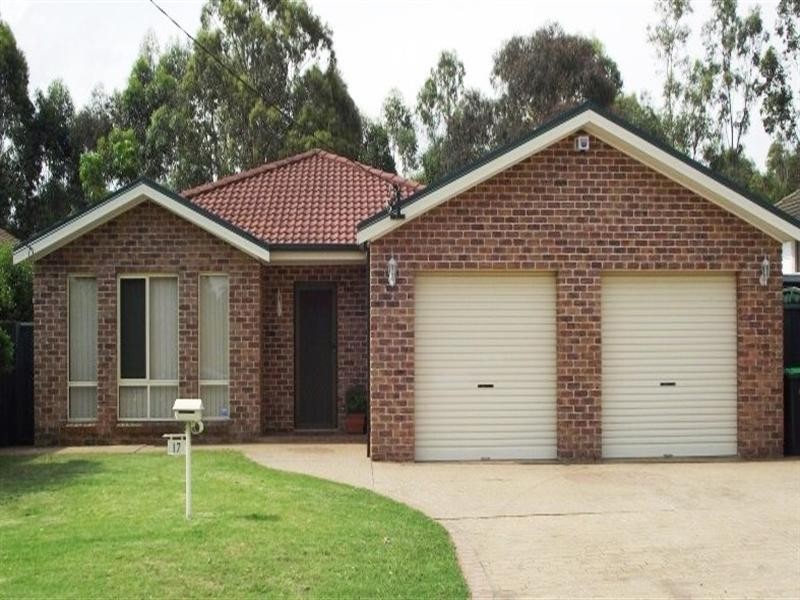 17 Grove Street, Casula NSW 2170