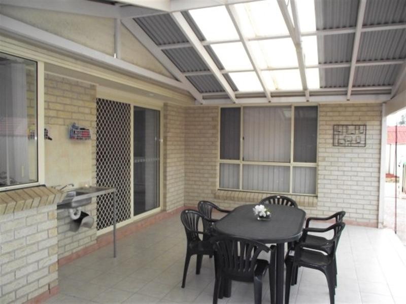 11 Turlinjah Close, Prestons NSW 2170