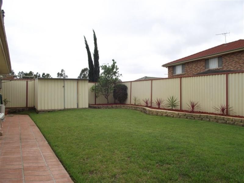 11 Turlinjah Close, Prestons NSW 2170