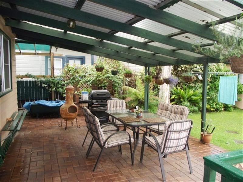 28 Canberra Avenue, Casula NSW 2170