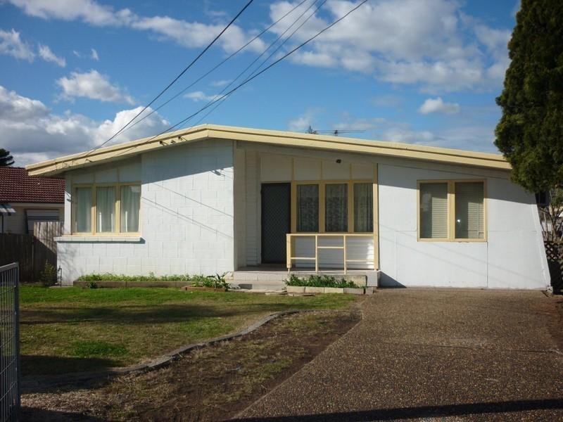 Heckenberg NSW 2168