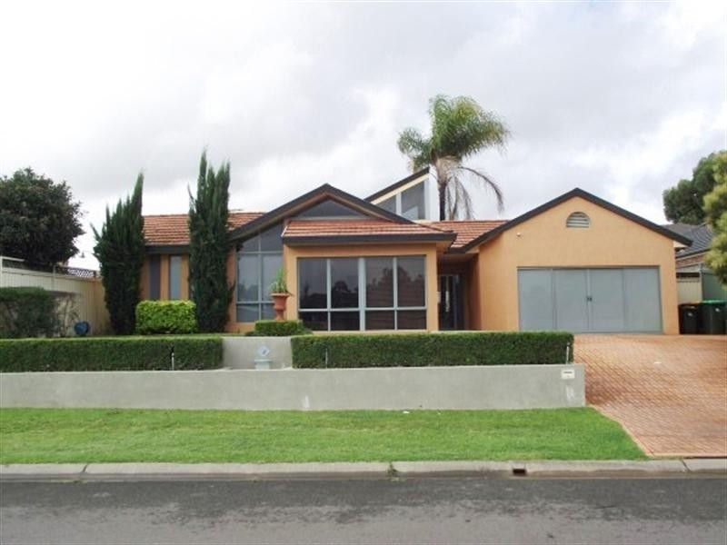 West Hoxton NSW 2171