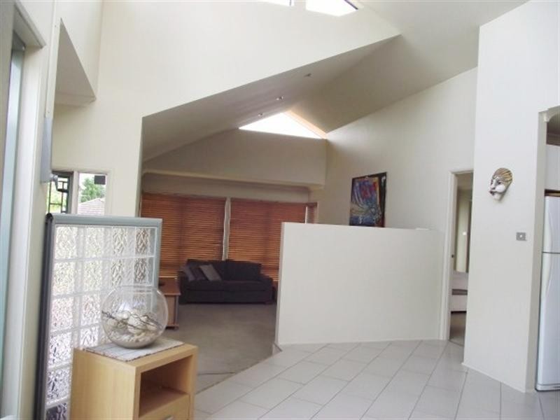 West Hoxton NSW 2171