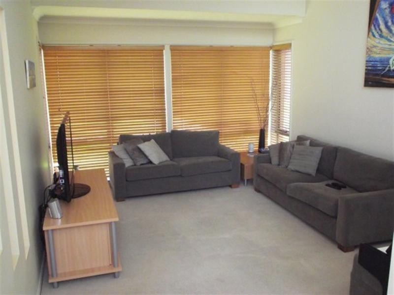 West Hoxton NSW 2171