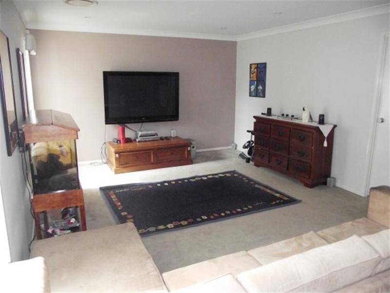 18 Labuan Road, Holsworthy NSW 2173