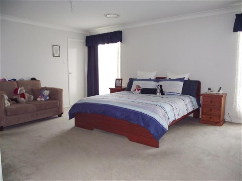 18 Labuan Road, Holsworthy NSW 2173