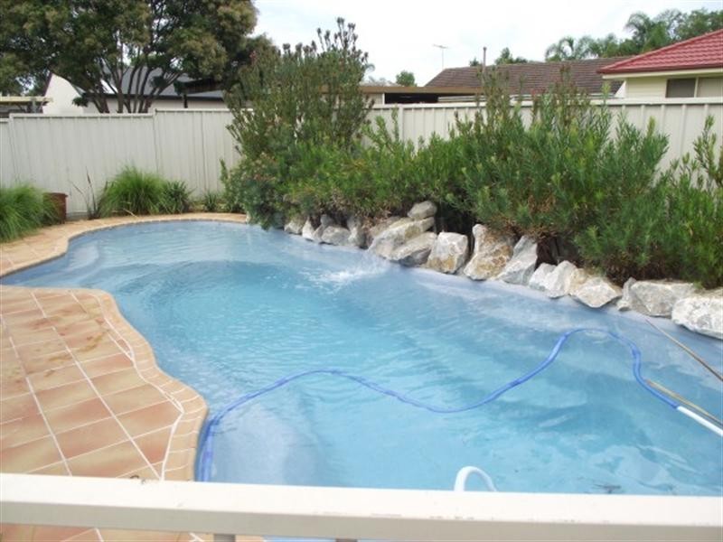 18 Labuan Road, Holsworthy NSW 2173