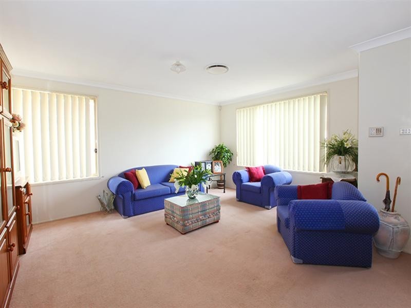 26 Solander Avenue, West Hoxton NSW 2171