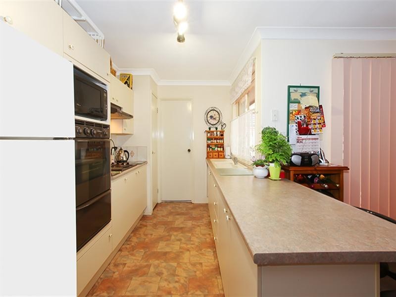 26 Solander Avenue, West Hoxton NSW 2171