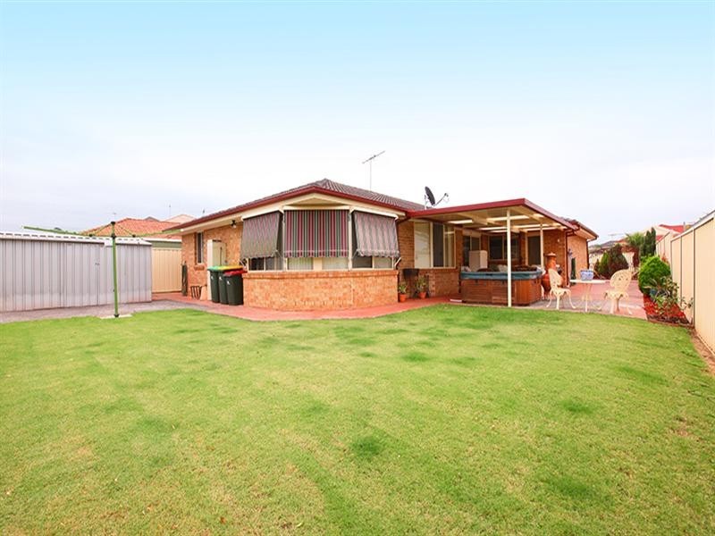 26 Solander Avenue, West Hoxton NSW 2171