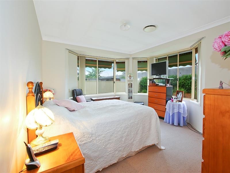 26 Solander Avenue, West Hoxton NSW 2171