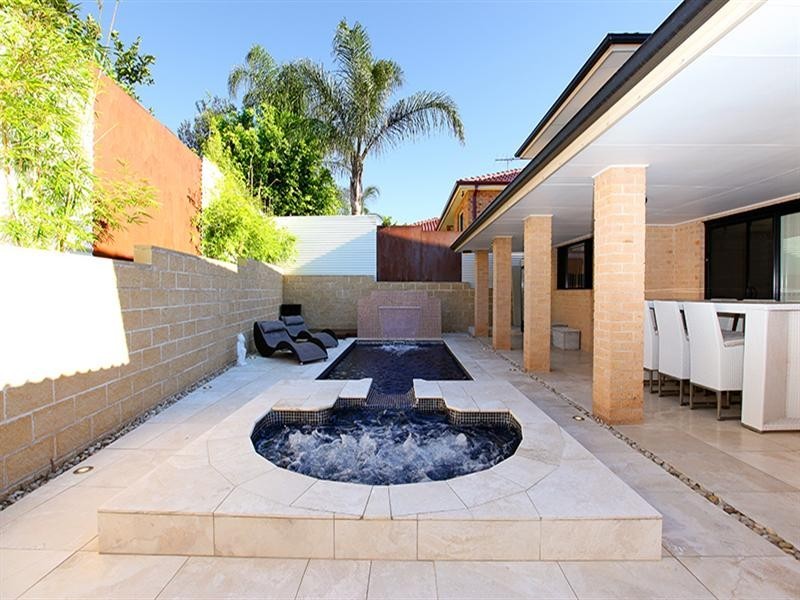 West Hoxton NSW 2171