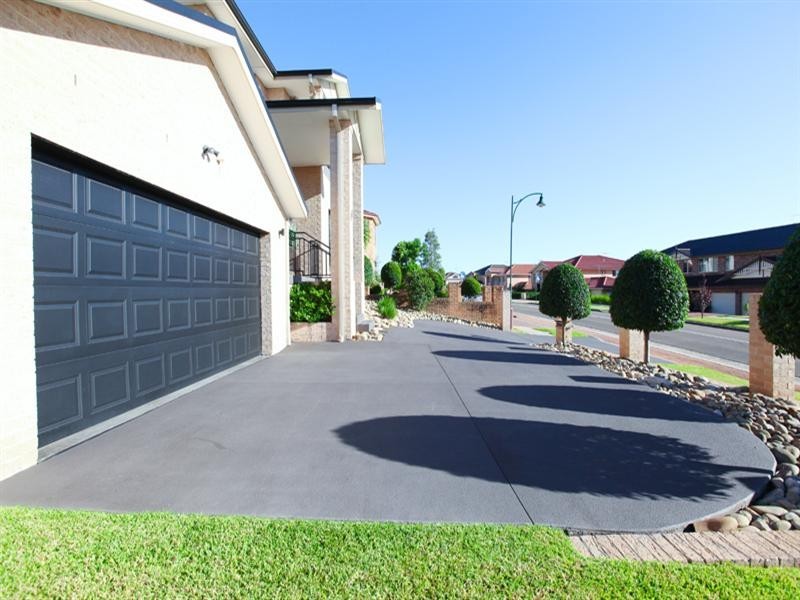 West Hoxton NSW 2171