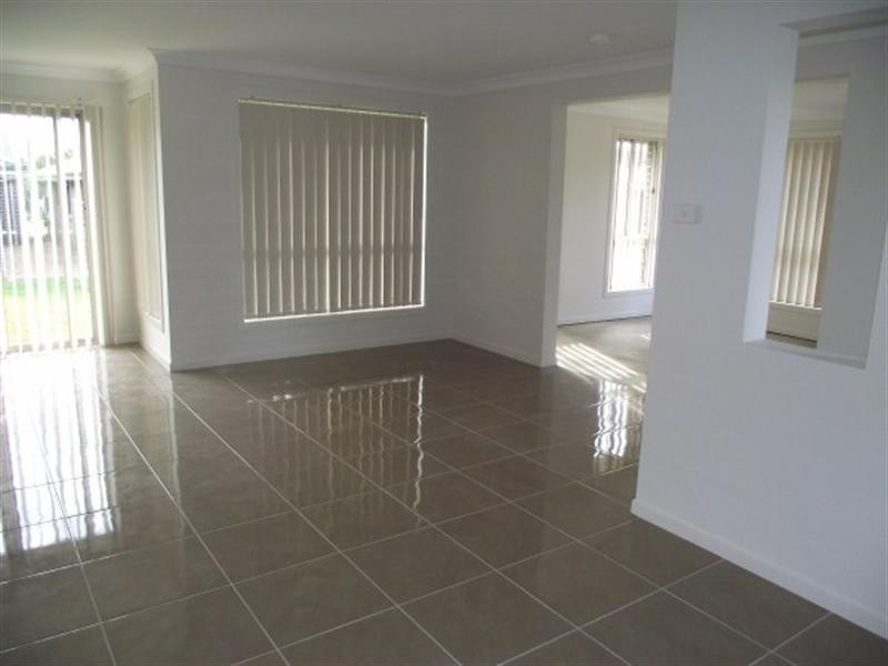 112 Pine Road, Casula NSW 2170